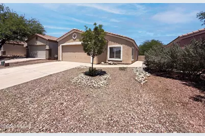 171 E Calle Puente Azul, Sahuarita, AZ 85629 - Photo 1