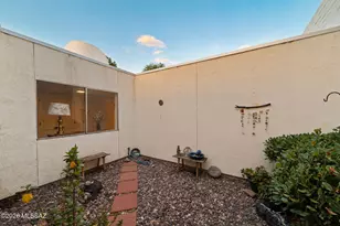 1302 N Via Ronda Oriente, Tucson, AZ 85715 - Photo 17