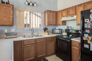 8820 E Eagle Creek Dr, Tucson, AZ 85730 - Photo 11