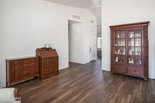 8820 E Eagle Creek Dr, Tucson, AZ 85730 - Photo 5