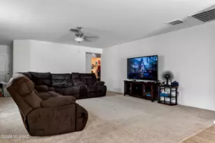 4077 E Braddock Dr, Tucson, AZ 85706 - Photo 9