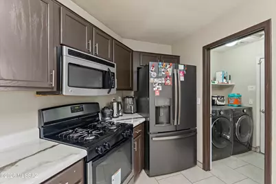2129 W Splitwood Place, Tucson, AZ 85745 - Photo 11