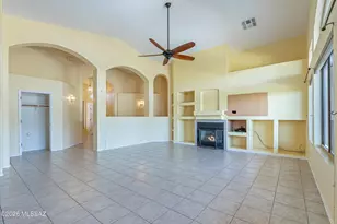 7949 N Wildomar Dr, Tucson, AZ 85743 - Photo 11