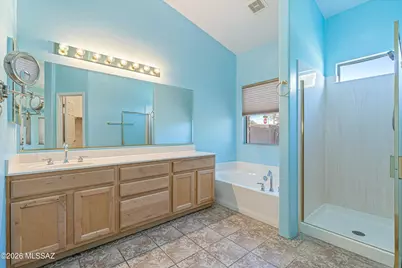 7949 N Wildomar Drive, Tucson, AZ 85743 - Photo 19