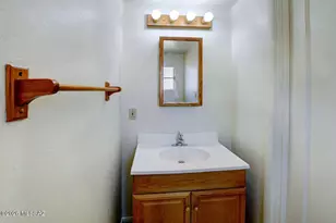 1011 E Halcyon Rd, Tucson, AZ 85719 - Photo 13