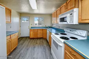 1011 E Halcyon Rd, Tucson, AZ 85719 - Photo 11