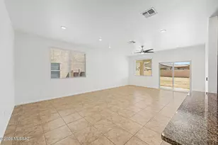 7803 S Sugarbend Dr, Tucson, AZ 85757 - Photo 7
