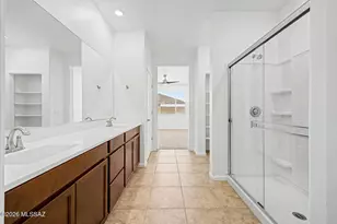 7803 S Sugarbend Dr, Tucson, AZ 85757 - Photo 17