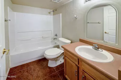 1013 E Halcyon Road, Tucson, AZ 85719 - Photo 11