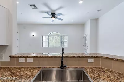 2018 E River Road #200, Tucson, AZ 85718 - Photo 9