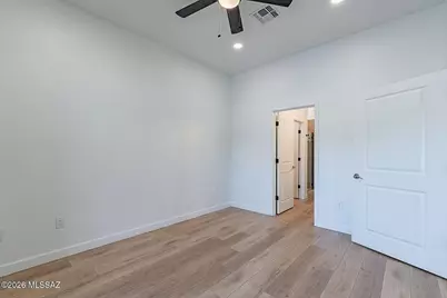 2018 E River Road #200, Tucson, AZ 85718 - Photo 11