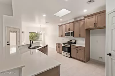1374 W Blooming Desert Way, Oro Valley, AZ 85737 - Photo 1
