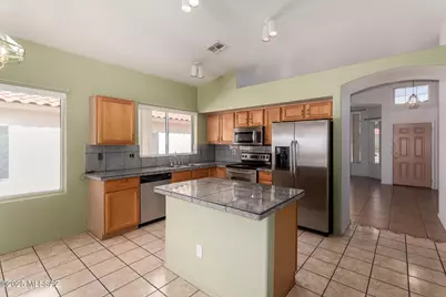 244 S Ridgefield Avenue, Tucson, AZ 85748 - Photo 9