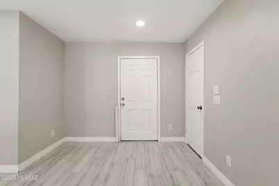 4154 E Wading Pond Drive, Tucson, AZ 85712 - Photo 9