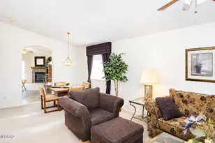 8273 E Sundew Dr, Tucson, AZ 85710 - Photo 3
