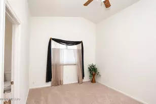 8273 E Sundew Dr, Tucson, AZ 85710 - Photo 13