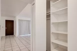 822 S Langley Ave, Tucson, AZ 85710 - Photo 11