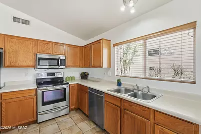 8140 S VÃ­a Elemental, Tucson, AZ 85747 - Photo 9
