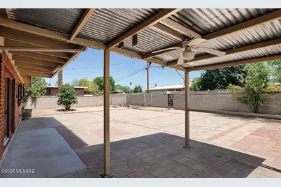 5743 E 10th Street, Tucson, AZ 85711 - Photo 27
