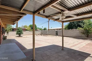 5743 E 10th St, Tucson, AZ 85711 - Photo 27