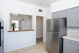 5743 E 10th St, Tucson, AZ 85711 - Photo 7