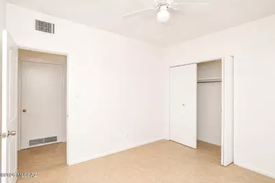 5743 E 10th Street, Tucson, AZ 85711 - Photo 17