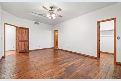 5480 W Sharpshooter Court, Tucson, AZ 85743 - Photo 37