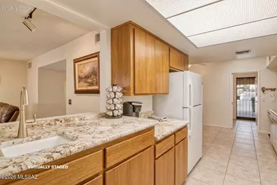 10075 N Oro Place, Oro Valley, AZ 85737 - Photo 11
