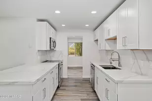 10442 E Glenn St, Tucson, AZ 85749 - Photo 11
