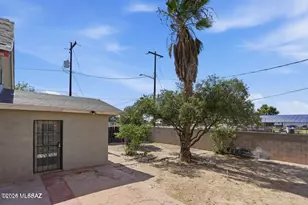 1211-1213 S 9th Ave, Tucson, AZ 85713 - Photo 13