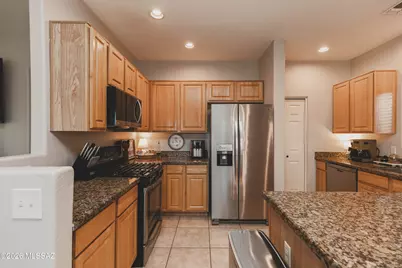 10687 E Ottoman Drive, Tucson, AZ 85747 - Photo 11