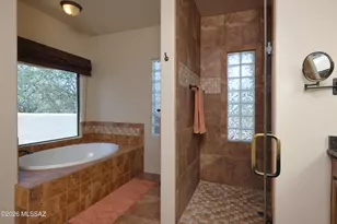 5251 W Desert Falcon Ln, Tucson, AZ 85742 - Photo 11