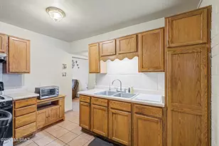 2826 E Rickey Vista, Tucson, AZ 85713 - Photo 13