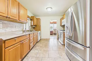 120 W Mora Dr, Green Valley, AZ 85614 - Photo 9