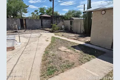 4144 E 1st Street, Tucson, AZ 85711 - Photo 21