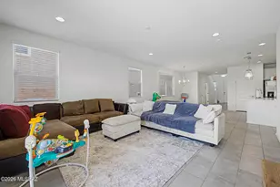 425 N Spring Flower Dr, Tucson, AZ 85748 - Photo 5