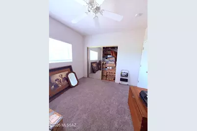 1093 W Calle Alhambra, Green Valley, AZ 85622 - Photo 13