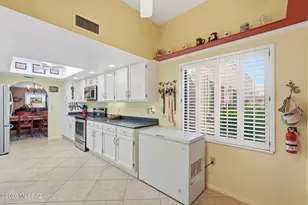 3395 S Placita Del Emblema N, Green Valley, AZ 85622 - Photo 17