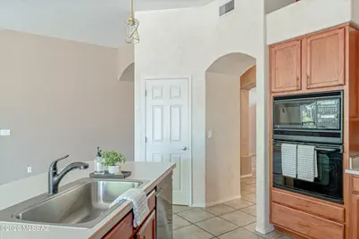 1662 W Silver Berry Place, Oro Valley, AZ 85737 - Photo 17