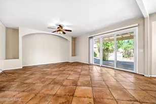 9025 N Palm Brook Dr, Tucson, AZ 85743 - Photo 7