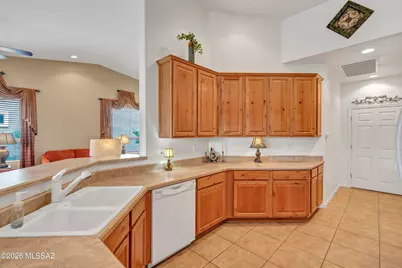 716 W Shadow Wood Street, Green Valley, AZ 85614 - Photo 19