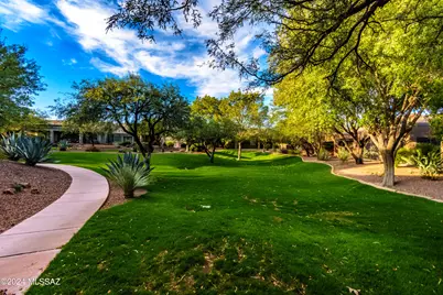 716 W Shadow Wood Street, Green Valley, AZ 85614 - Photo 3