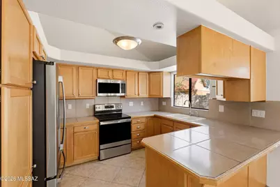 1094 W Bullion Place, Oro Valley, AZ 85737 - Photo 9