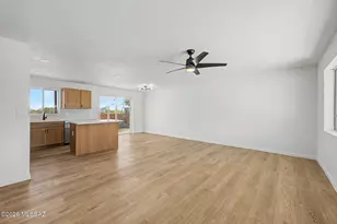 2042 W Copper Pl, Tucson, AZ 85745 - Photo 5