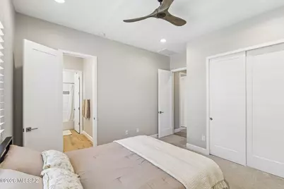 425 W Red Ribbon Lane, Oro Valley, AZ 85755 - Photo 27