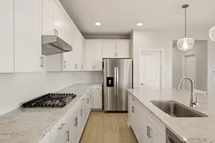 1337 E Pecan Meadow Ln, Sahuarita, AZ 85629 - Photo 7