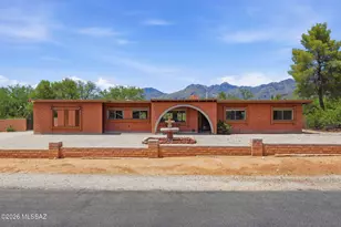 9201 E Shonto Ln, Tucson, AZ 85749 - Photo 1