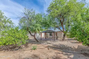3958 E Louis Ln, Tucson, AZ 85712 - Photo 31