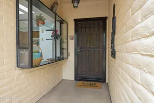 1438 W Camino Alicante, Green Valley, AZ 85622 - Photo 5