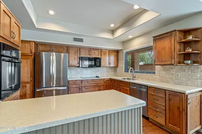14421 N Glen Hollow Place, Oro Valley, AZ 85755 - Photo 3
